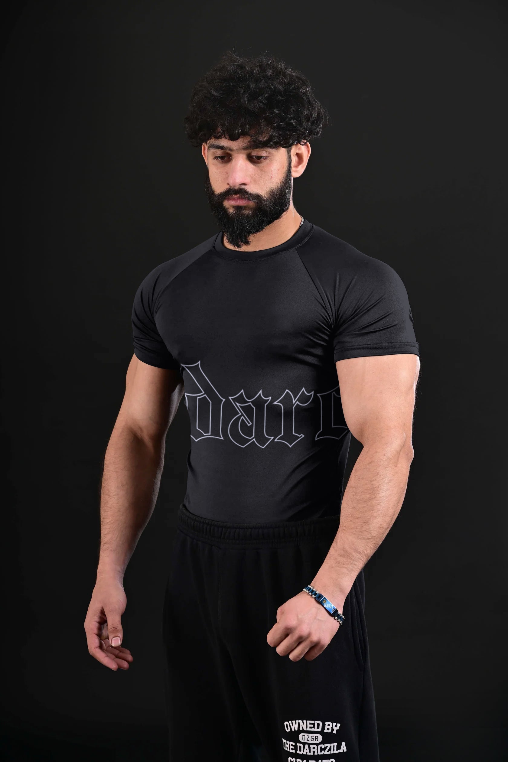 Darczila signature Compression Tee [BLACK]