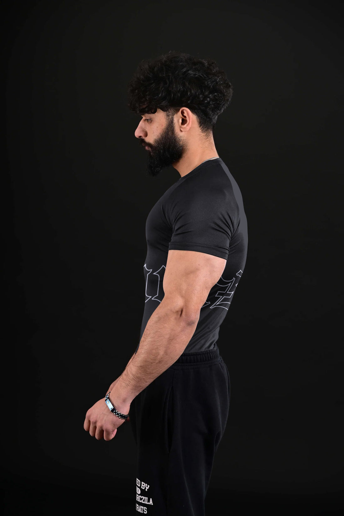Darczila signature Compression Tee [BLACK]