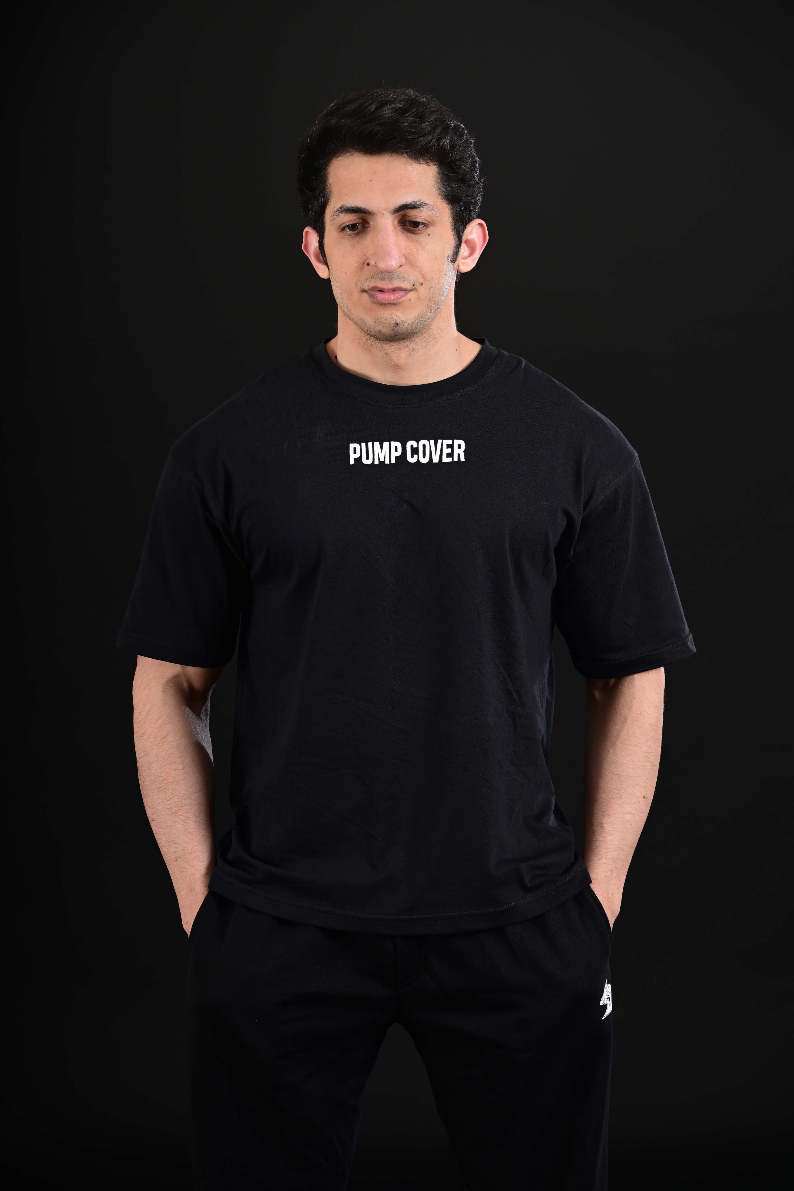 Black oversized streetwear t shirt for men Pakistan