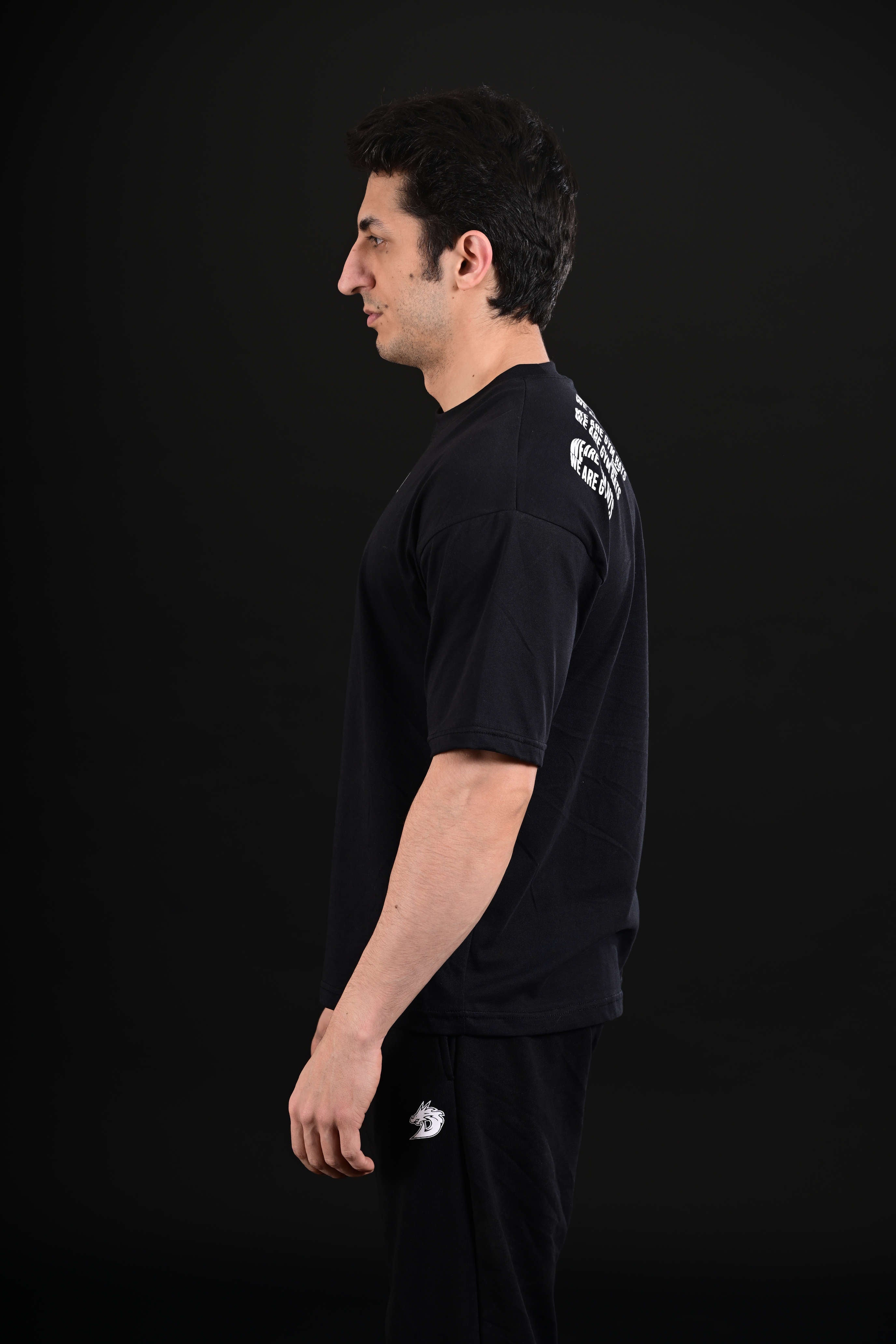 Premium black oversized tee by Darczila Pakistan