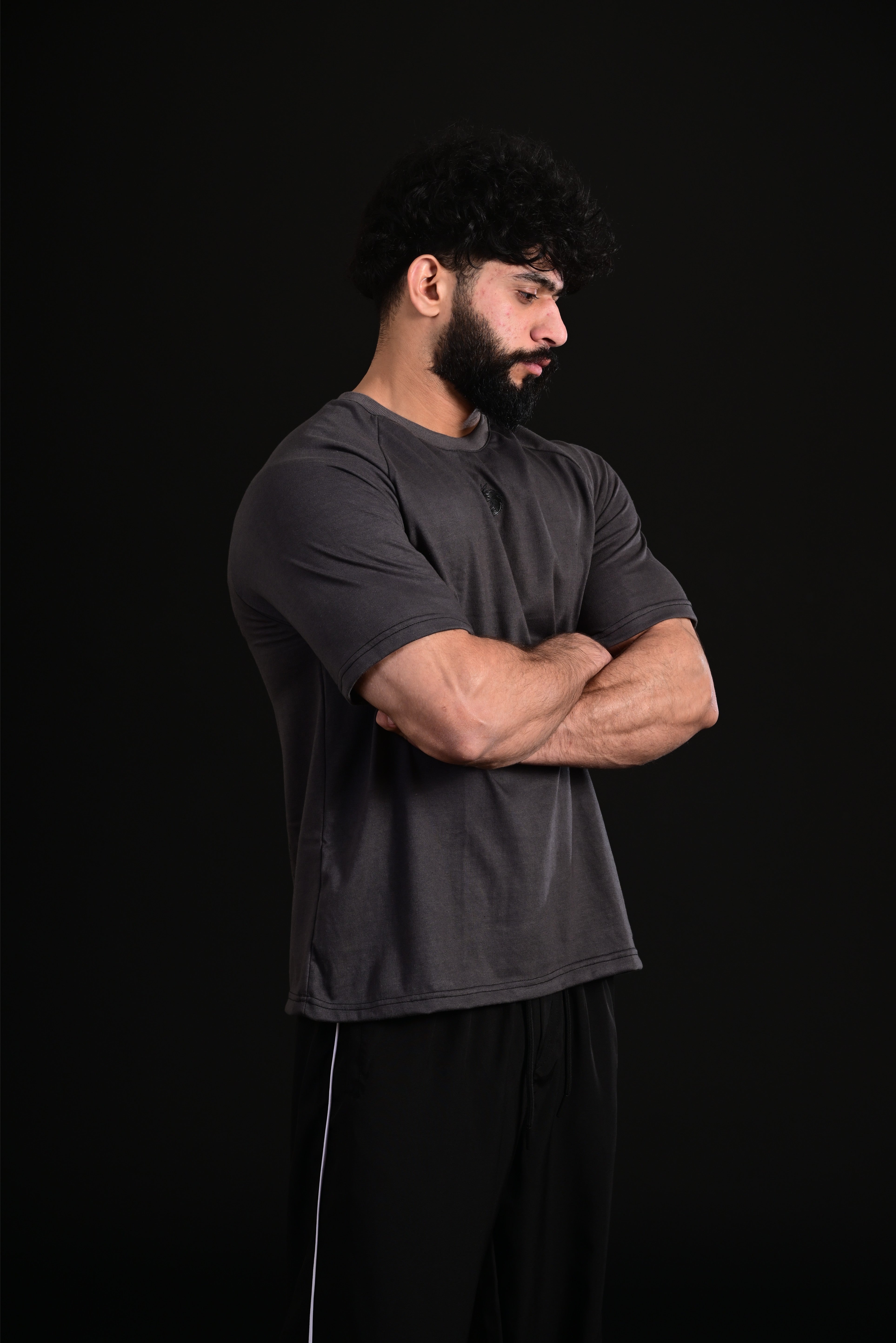 Breathable grey oversized gym t shirt relaxed fit