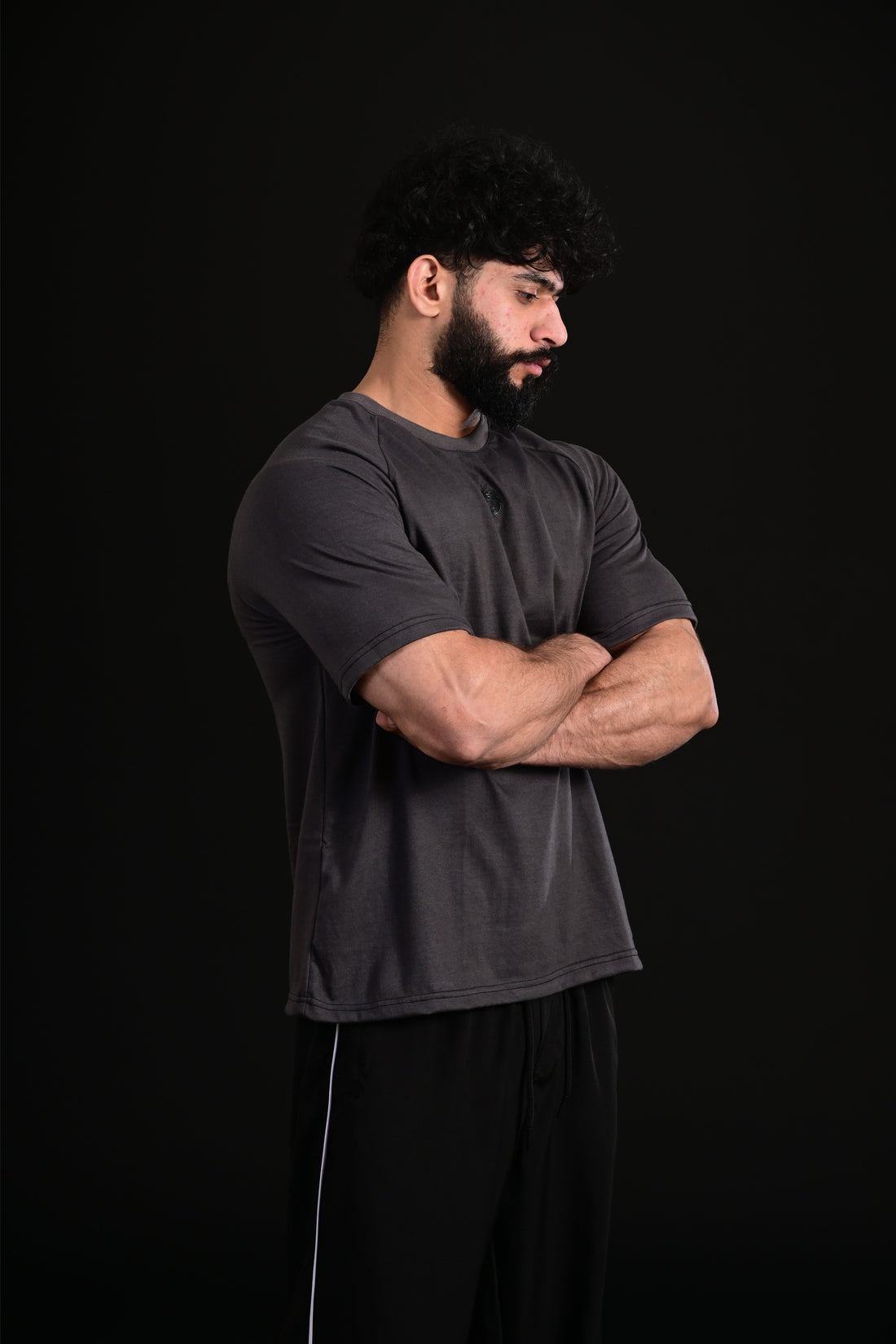 Breathable grey oversized gym t shirt relaxed fit