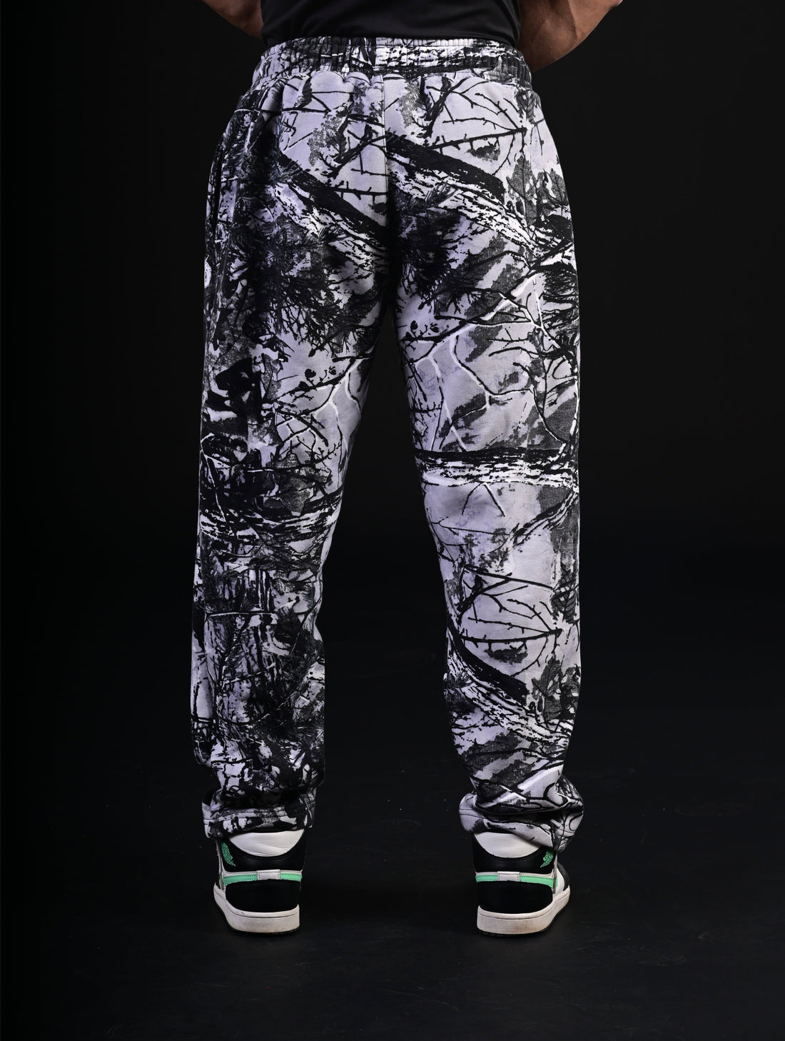 Light shade casual joggers men Pakistan