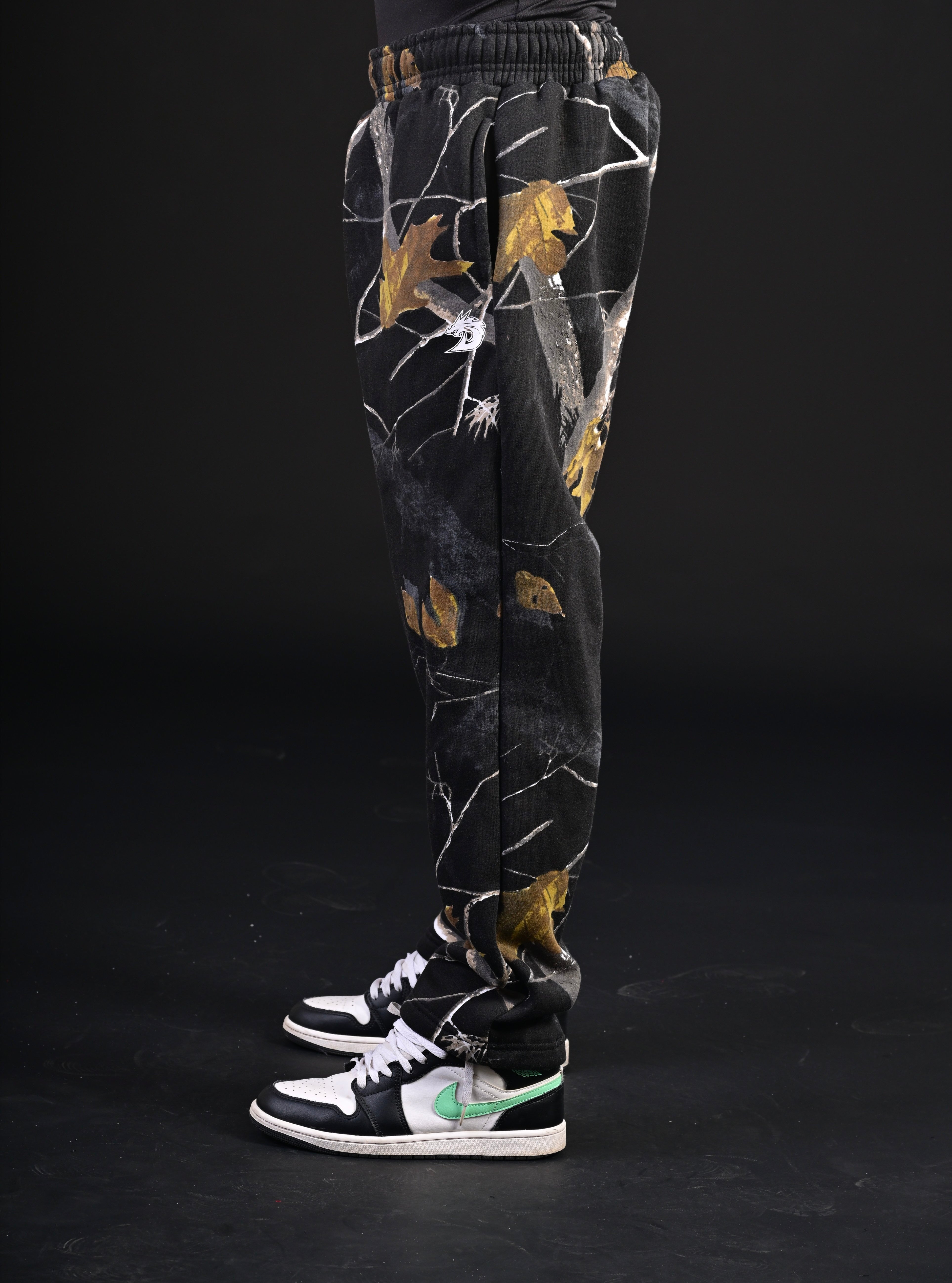 Dark color casual joggers men Pakistan